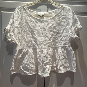 Jun & Ivy top